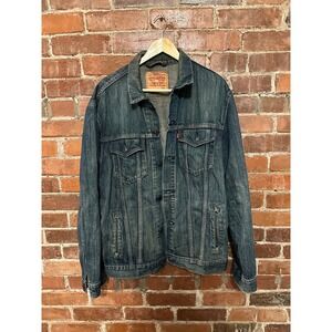 Levi Strauss stone washed blue denim jacket men’s